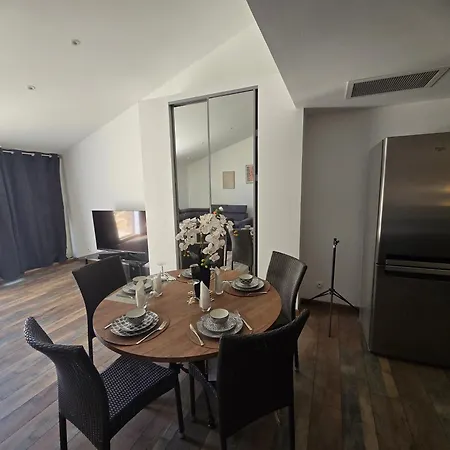 L Instant Douillet Apartment